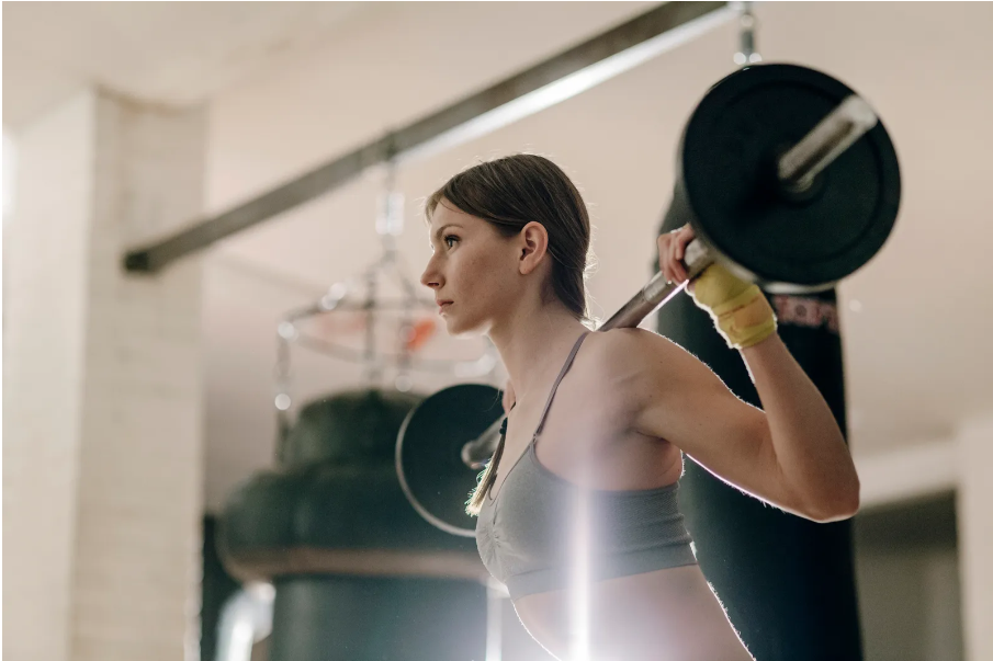 Facial muscle training: The secret to a tight, small face and youthful appearance